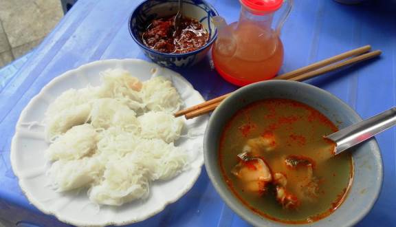 Bún Ốc Nguội - Ô Quan Chưởng, Vỉa Hè 1 Hàng Chiếu (Đối Diện Ô Quan Chưởng),  Quận Hoàn Kiếm, Hà Nội